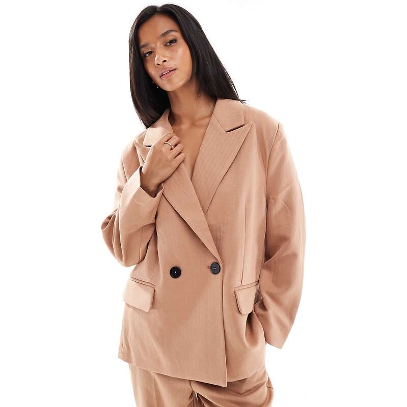 Vero Moda Petite tailored herringbone co-ord blazer in mocha-Brown 109503945