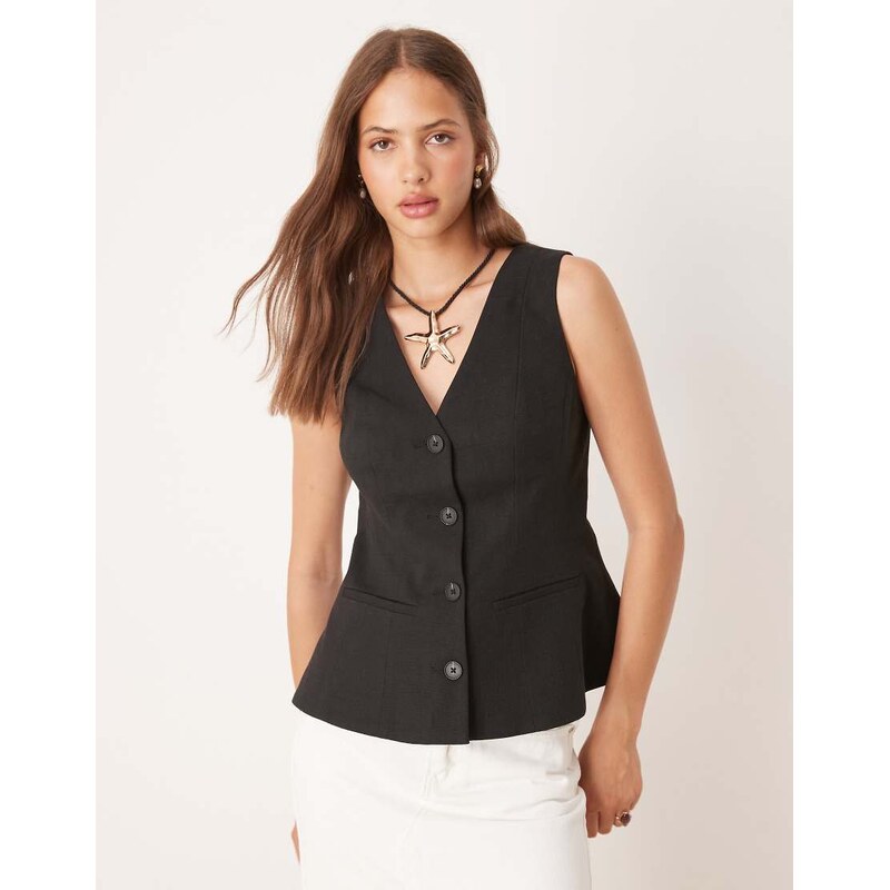 ASOS DESIGN tailored moulded waistcoat in black 107921380