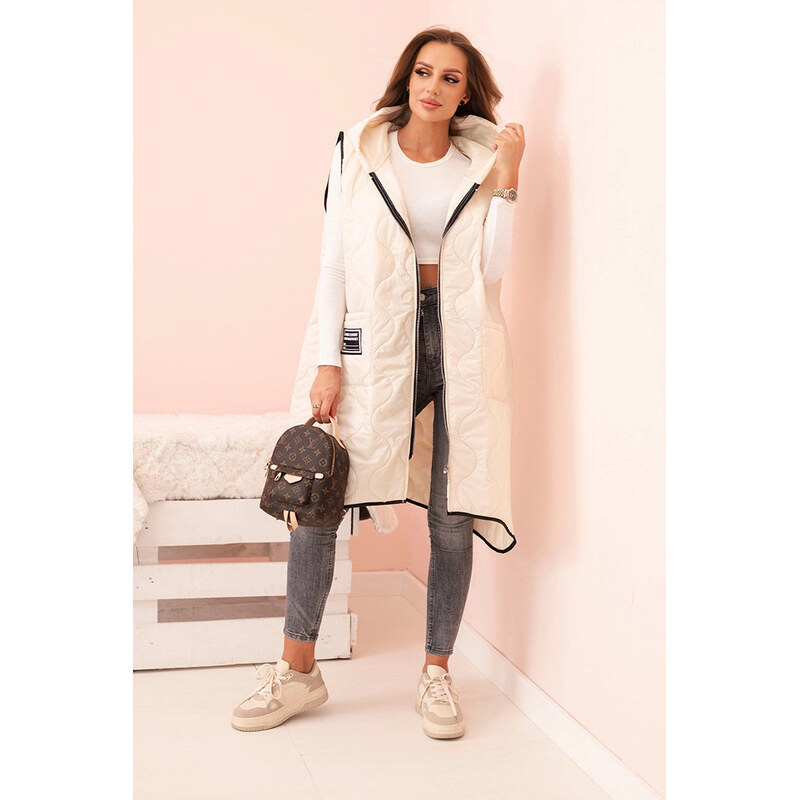 K-Fashion Dámská prošívaná vesta Plus Size s kapucí na zip
