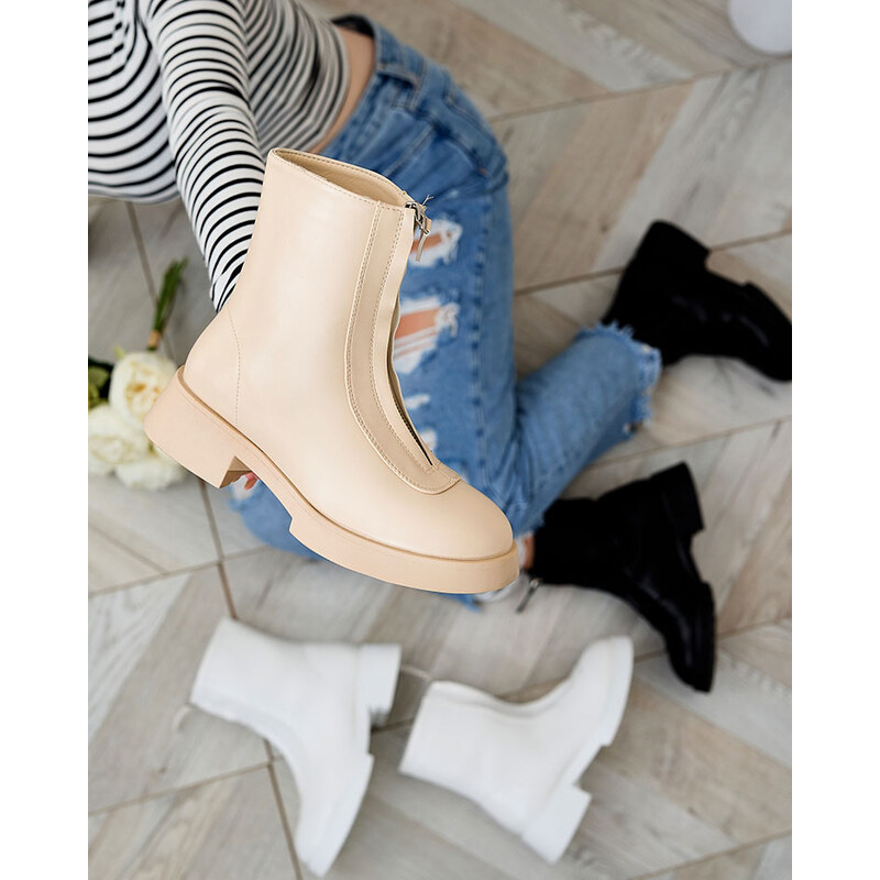 Resti Womens beige Etiuse flat heeled boots