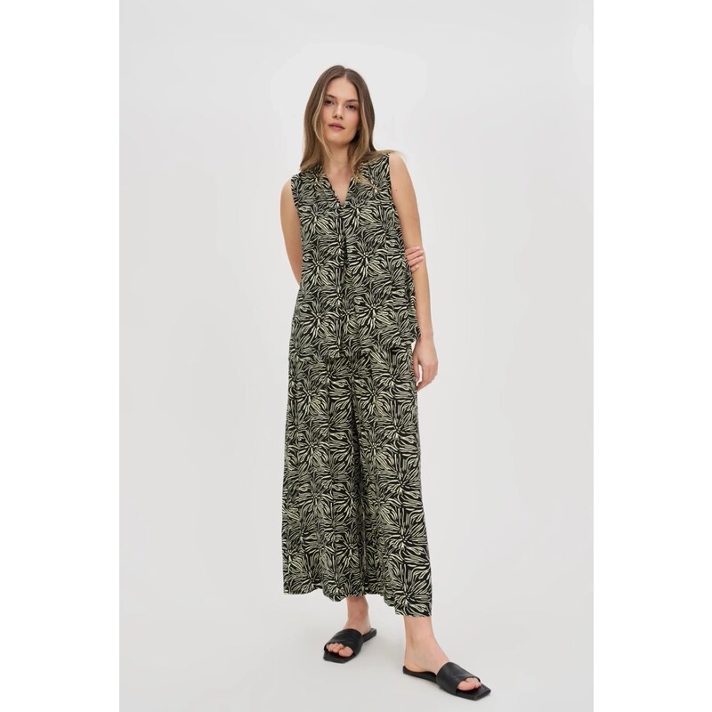Marisse Black Viscose Culottes