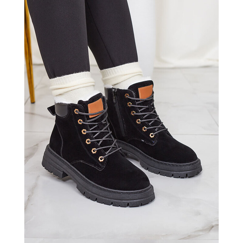 Resti Womens insulated trapper boots in black Radoras