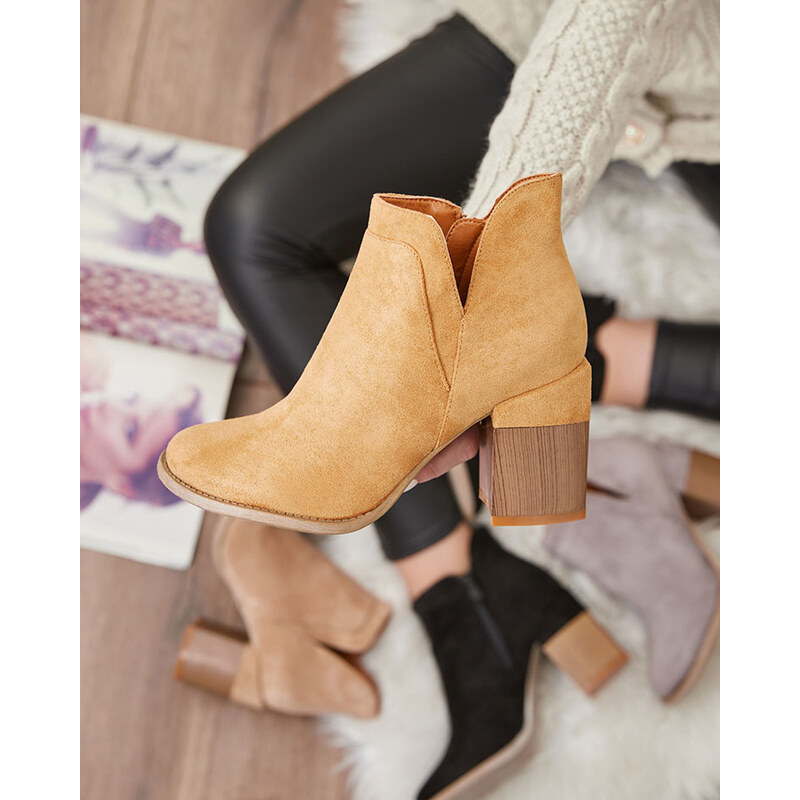 Resti Camel womens Ricteas stiletto boots