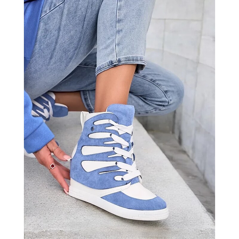 Resti Womens sporty boots on a Pamstinsa heel