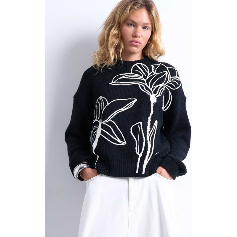 Topshop knitted embroidered floral jumper in mono-Multi 107919583