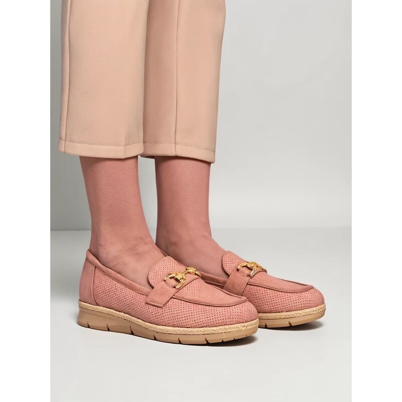 Resti Womens flats with a decorative detail on the toe