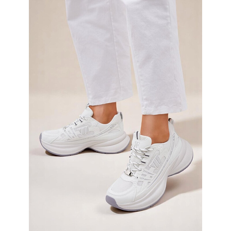 Resti Womens sport sneakers on a thicker sole Roality