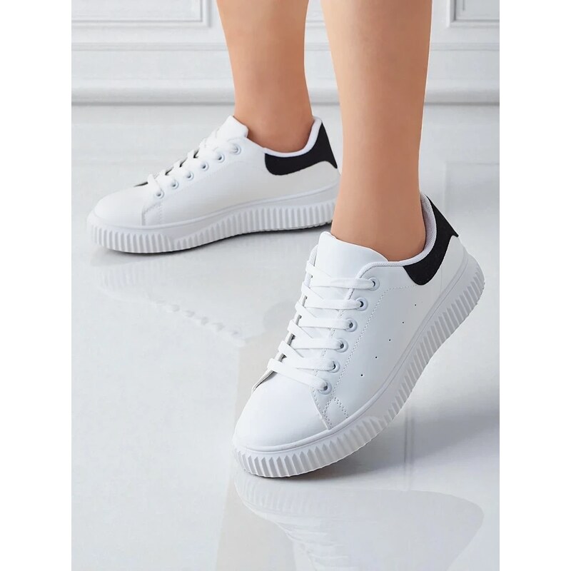 Resti Sports sneakers for women Asirre