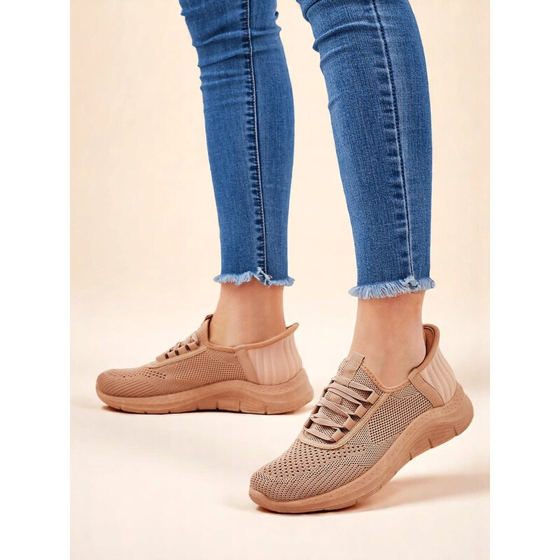 Resti Slip-on womens fabric sports shoes Arrate