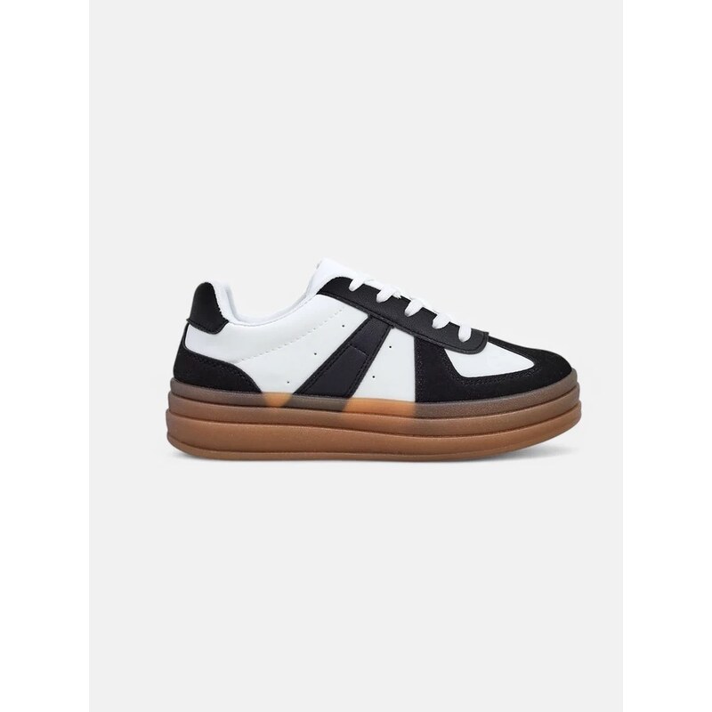 Resti Womens Sports Sneakers Enfire