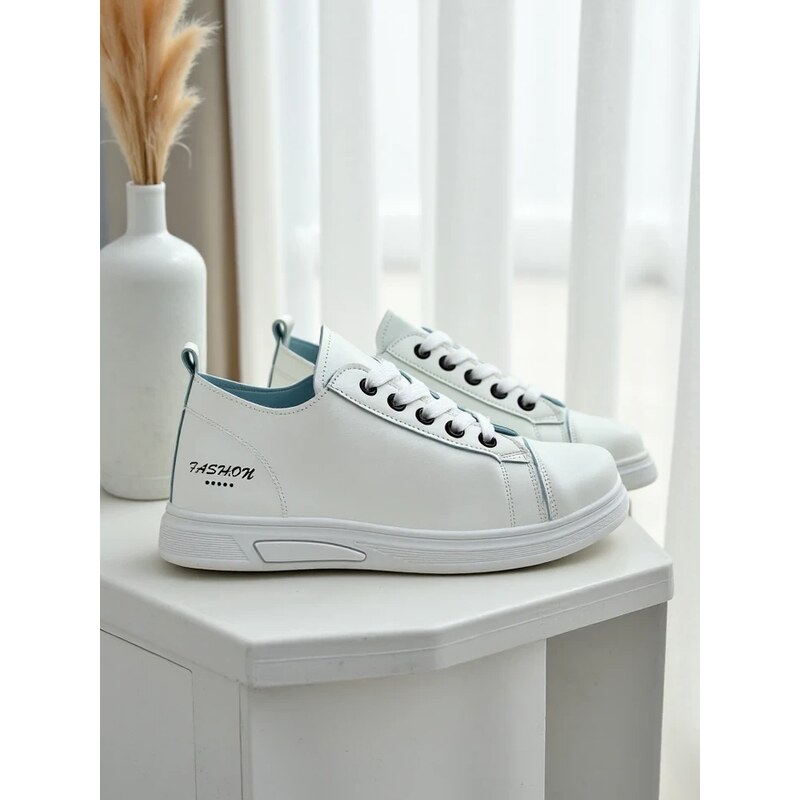 Resti Womens Sneakers Pilotese