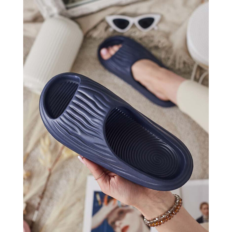 Resti Royalfashion Womens Magged rubber flip-flops