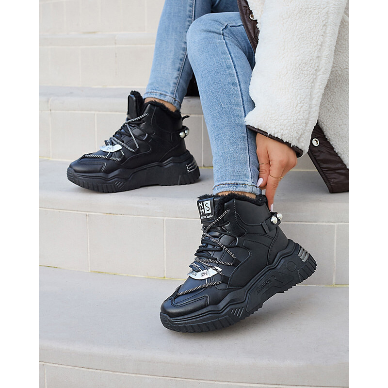 Resti Black sneakers with insulation Pommie - Footwear