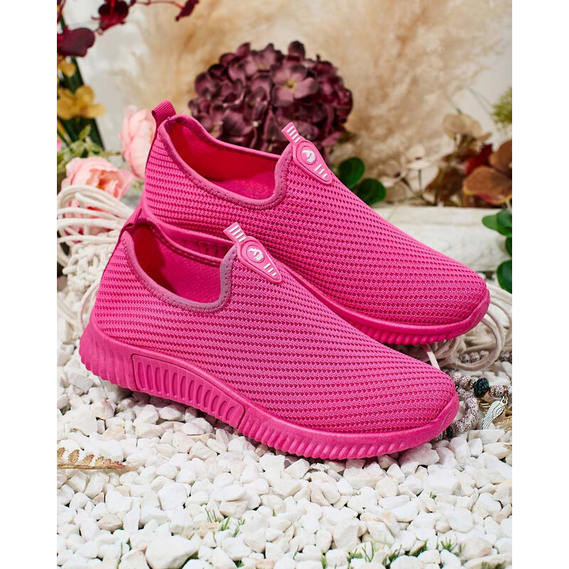 Resti Black womens slip-on sports shoes Banila - Footwear