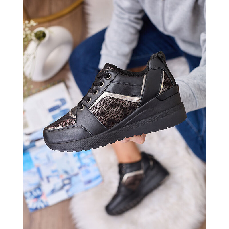 Resti Womens sporty sneakers on platforms Tericas