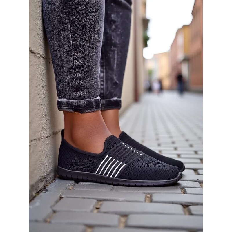 Resti Womens slip-on sports shoes Ollabes