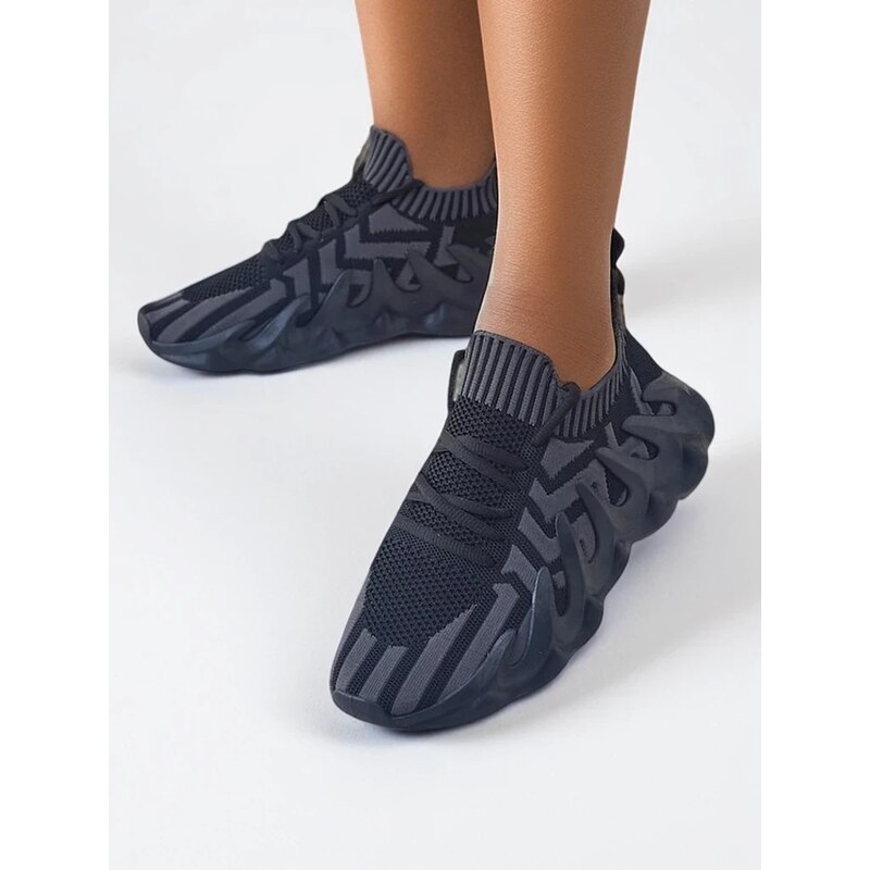 Resti Womens fabric sports shoes Satrafa