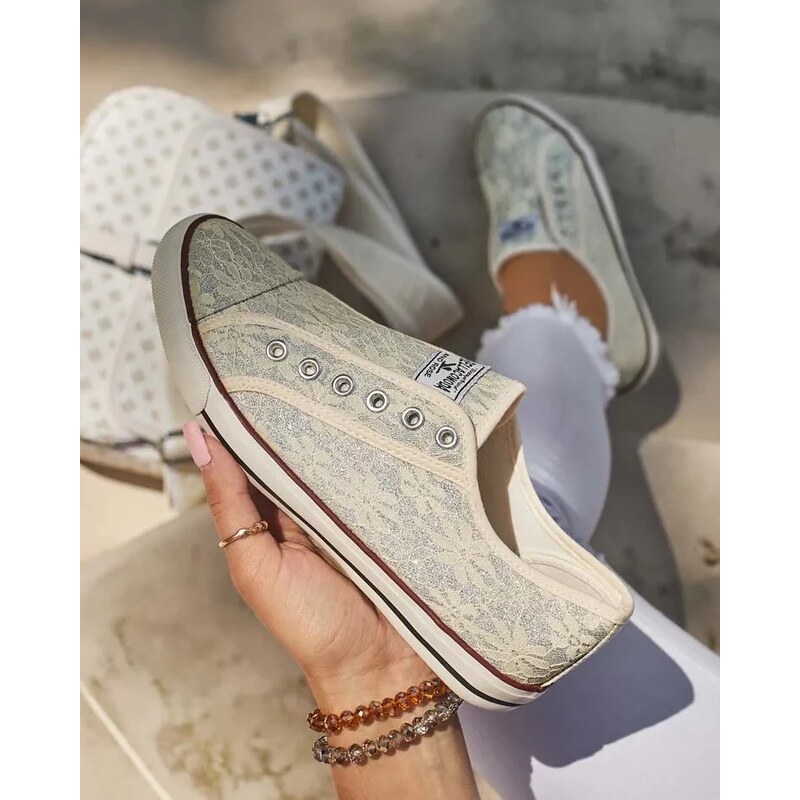 Resti Womens Imilla Brocade Sneakers 107949887