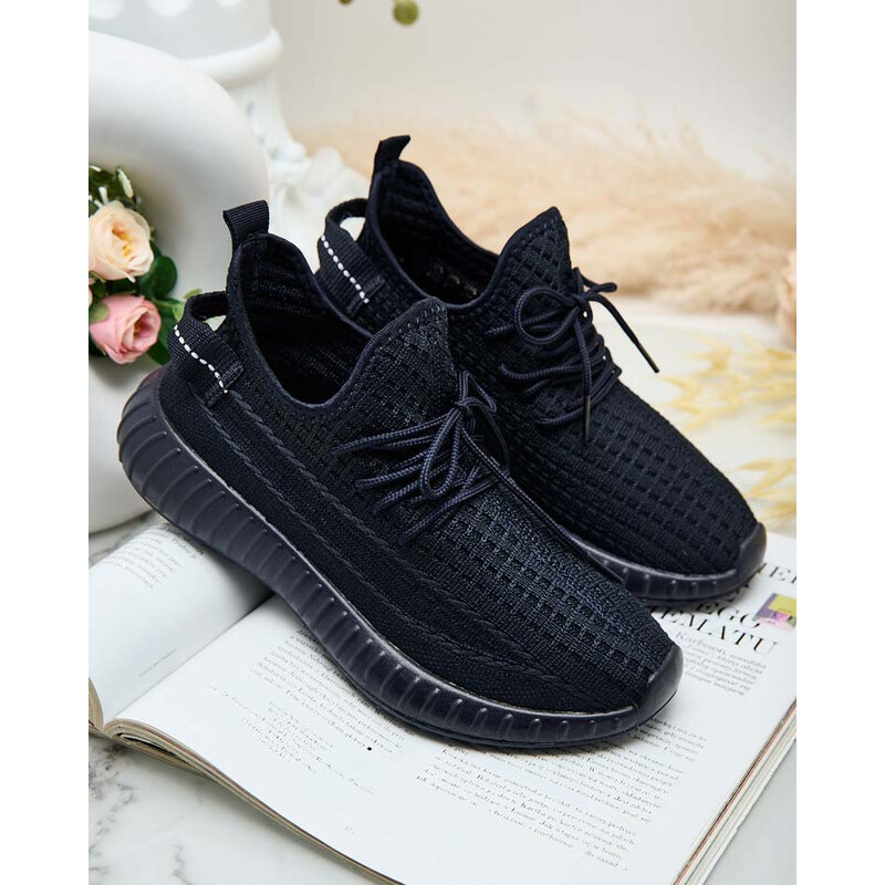 Resti Womens fabric sports shoes Affema