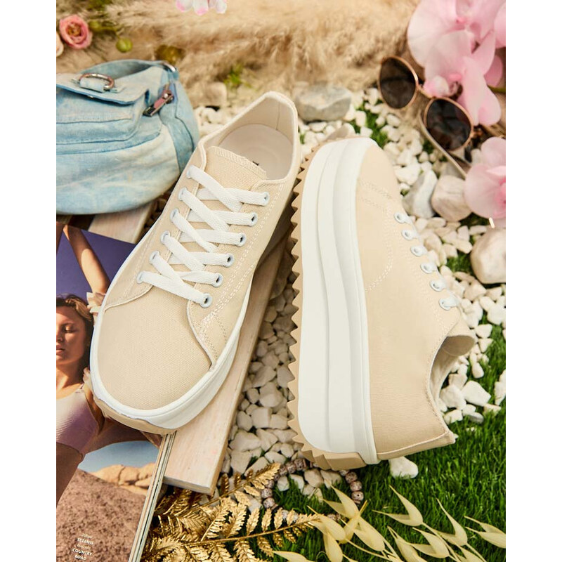 Resti Womens Sports Slirn Sneakers