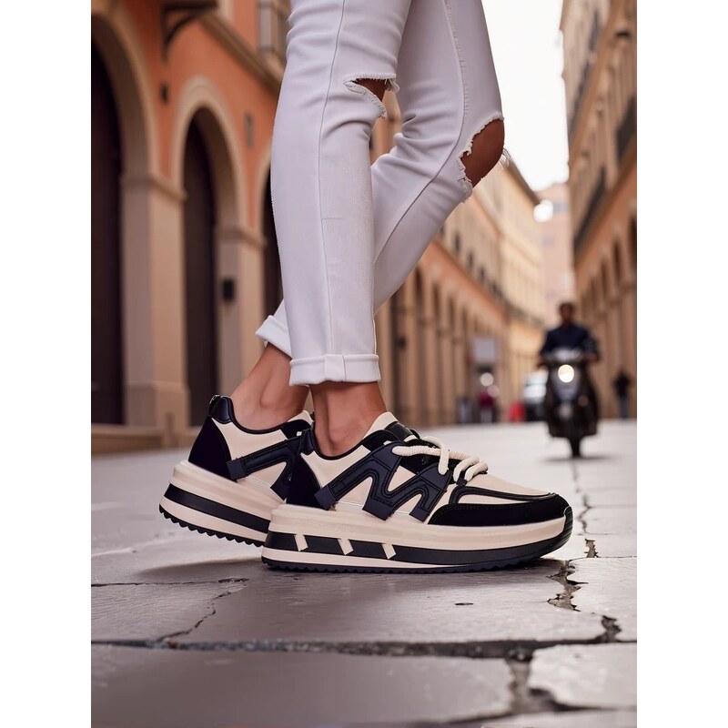 Resti Womens platform sports sneakers Eviger