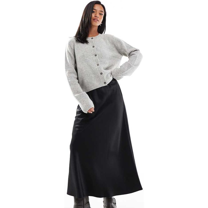 Vero Moda Petite satin bias midi skirt in black 107954022