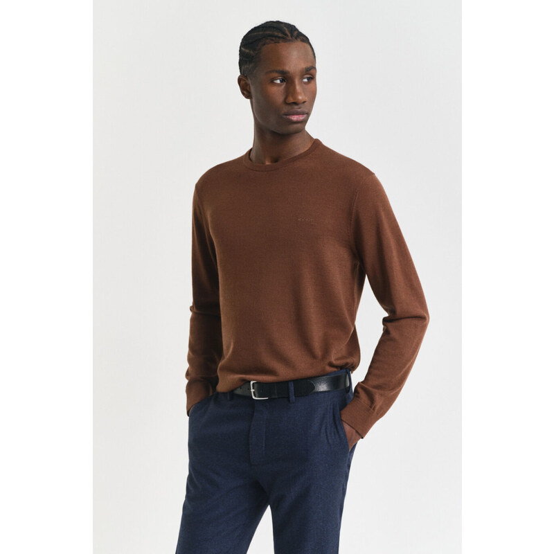 SVETR GANT EXTRAFINE MERINO WOOL C-NECK MAHOGANY BROWN