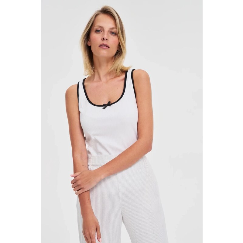 Marisse Fitted White Top