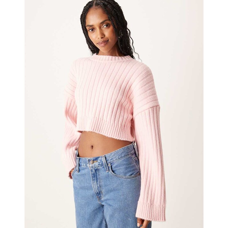 ASOS DESIGN knitted cropped jumper in pink 107973398
