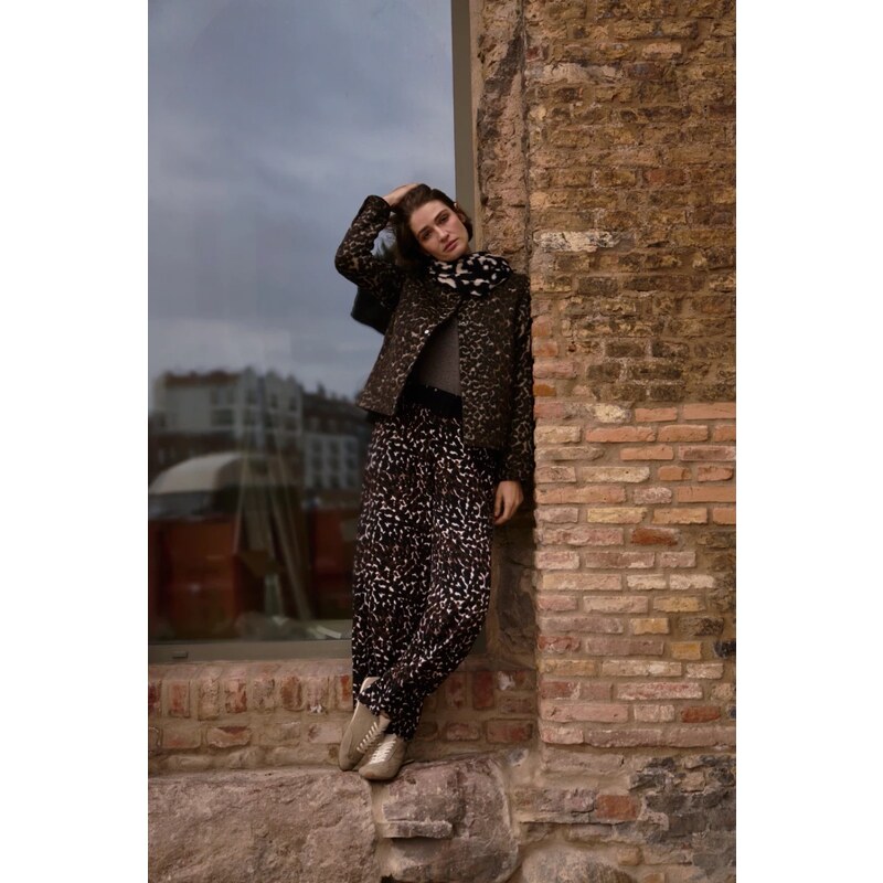 Marisse Brown Viscose Trousers With A Belt