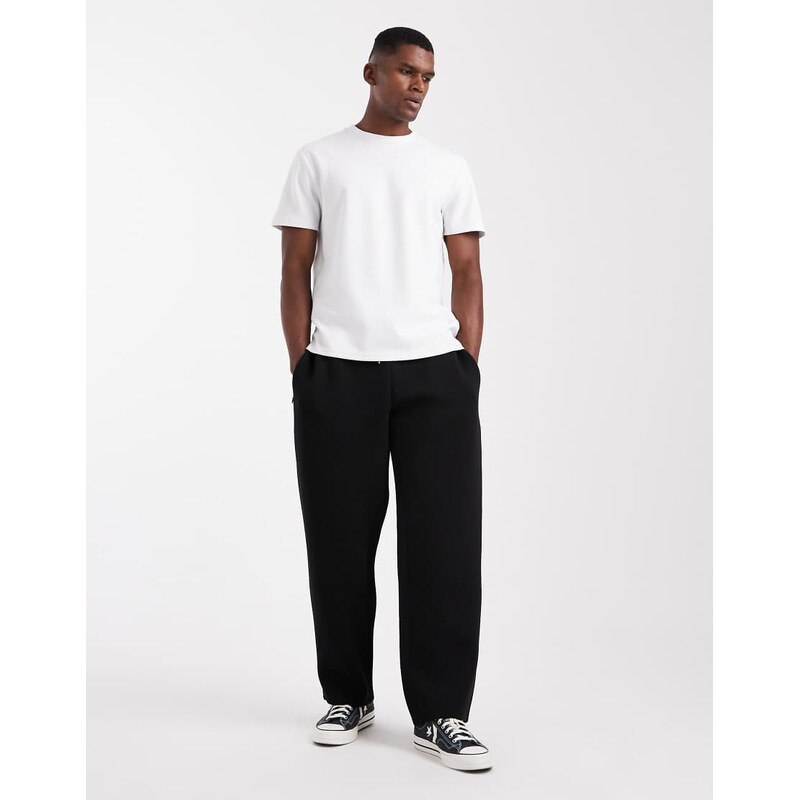Jack & Jones loose fit jogger in black in Scuba-Style Fabric