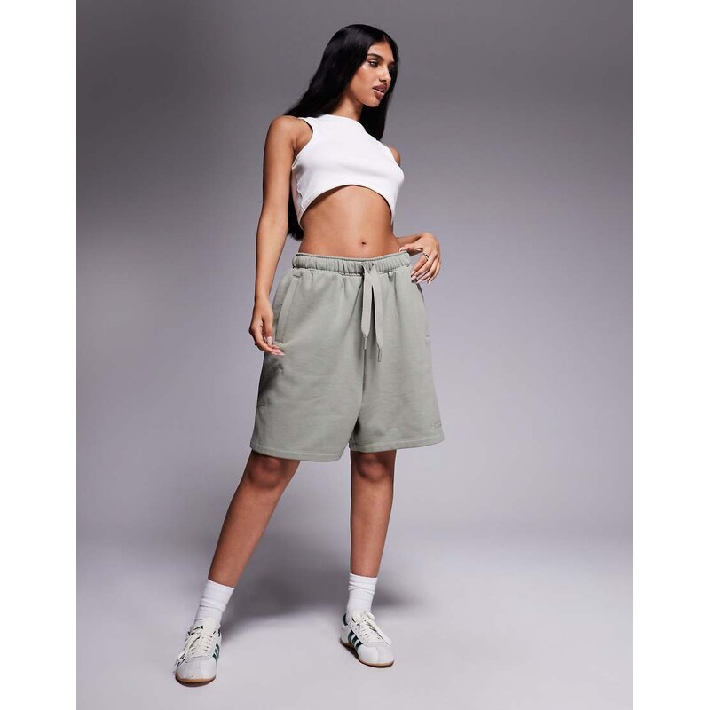 adidas Originals linear logo sweat shorts in khaki-Green