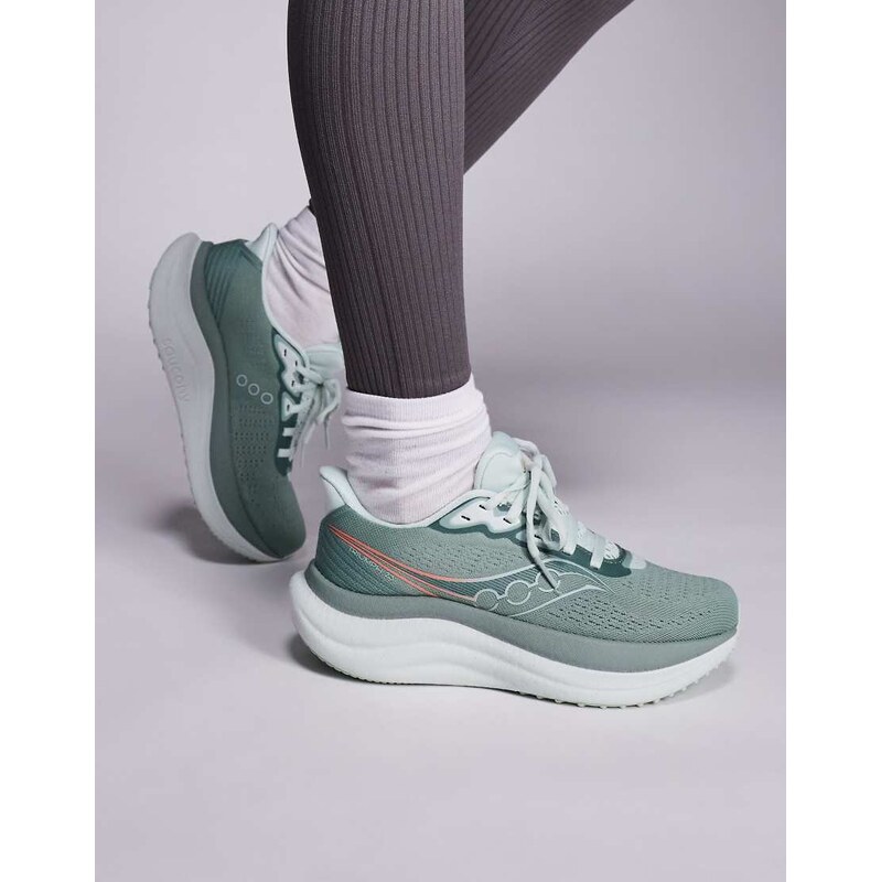 Saucony Triumph 23 running trainers in iceberg and aloe-Green 108012324