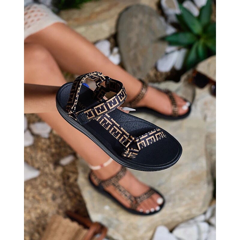 Resti Black and brown womens sports sandals with print Iberifa 108016111