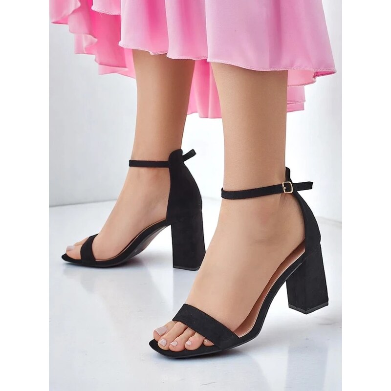 Resti Womens eco suede sandals Qwadrat