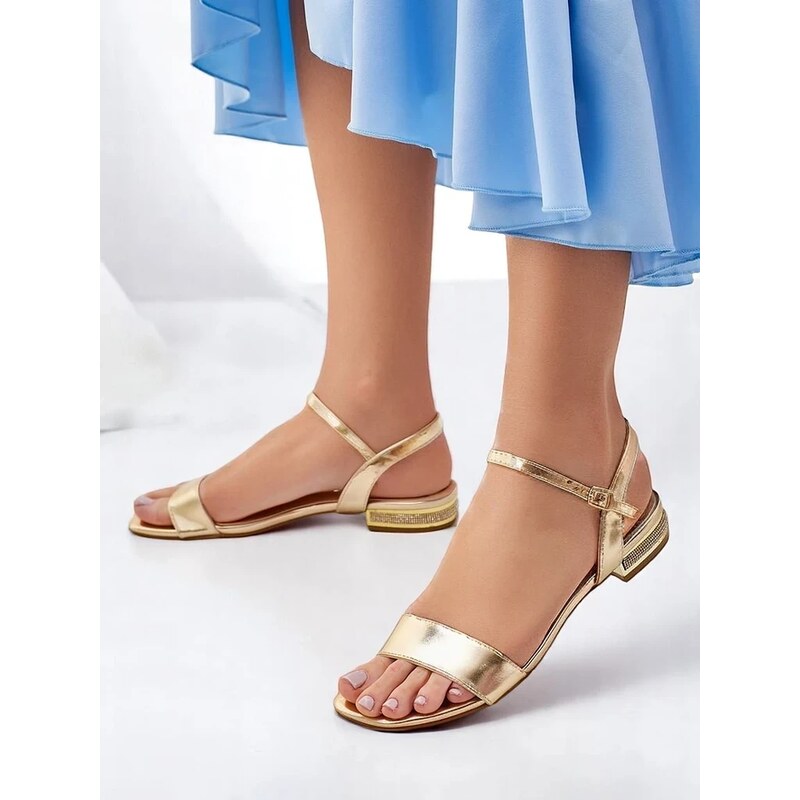Resti Womens sandals with a flat sole Aronies