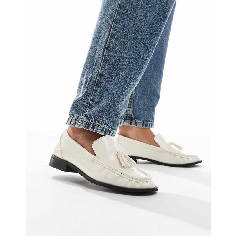 London Rebel Sadie ruched detailing tassel loafers in patent ecru 108039241