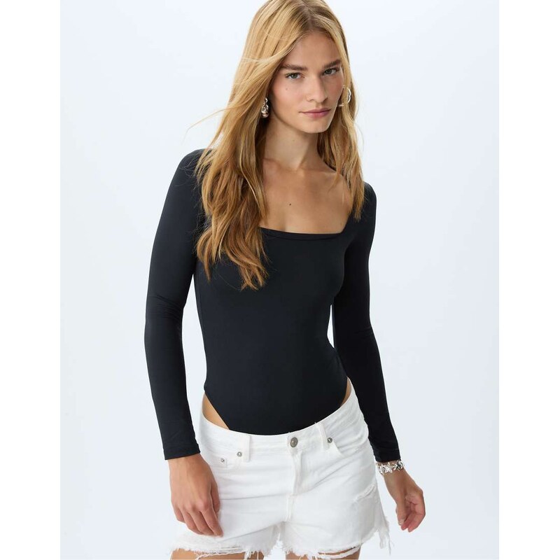 Stradivarius Polyamide bodysuit with square neckline in black 108031761