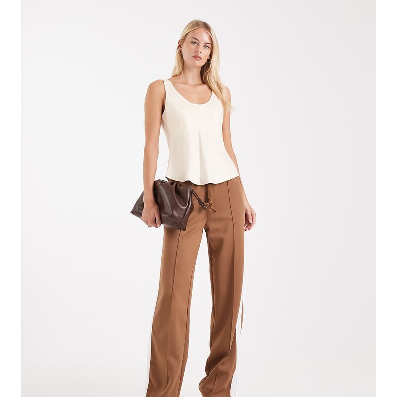 Noisy May Tall straight leg jersey trouser in light brown with white 108039163