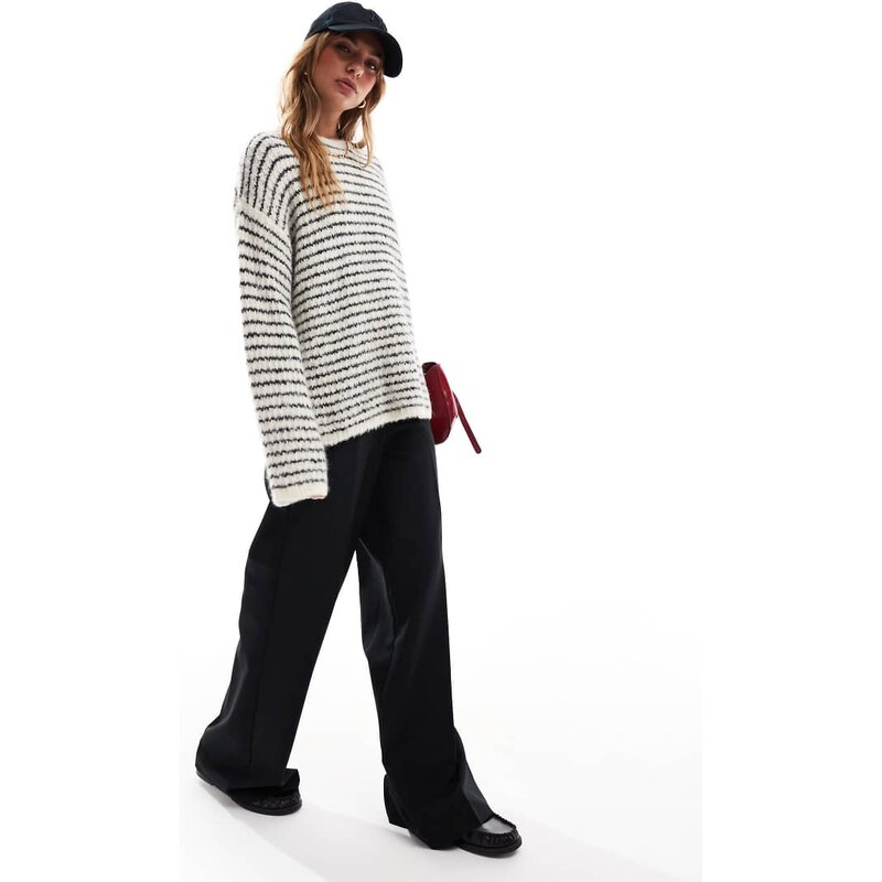 4th & Reckless wool mix textured wide sleeve crew neck jumper in cream 108056364