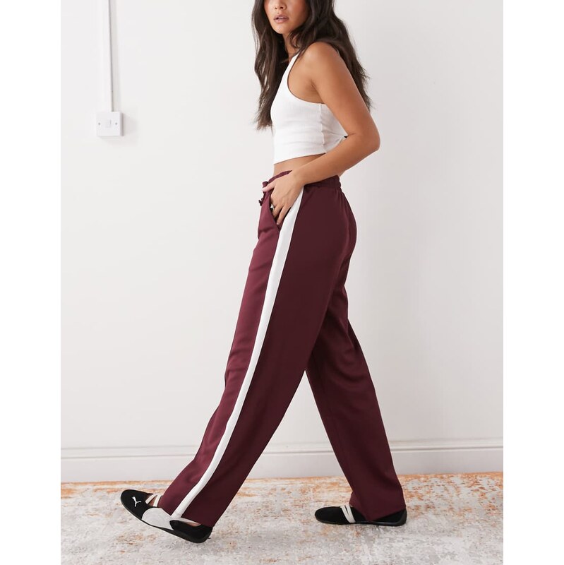 Noisy May straight leg jersey trouser in burgundy with white side 115512536