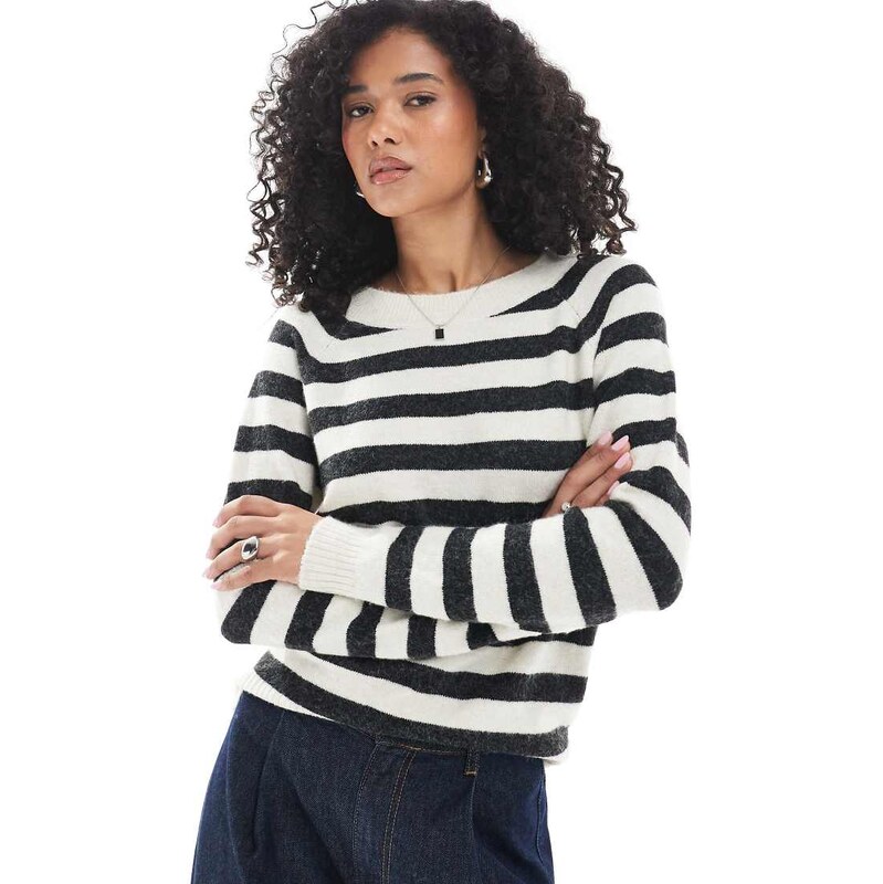 Vero Moda round neck knitted jumper in cream and black melange stripe 115513298
