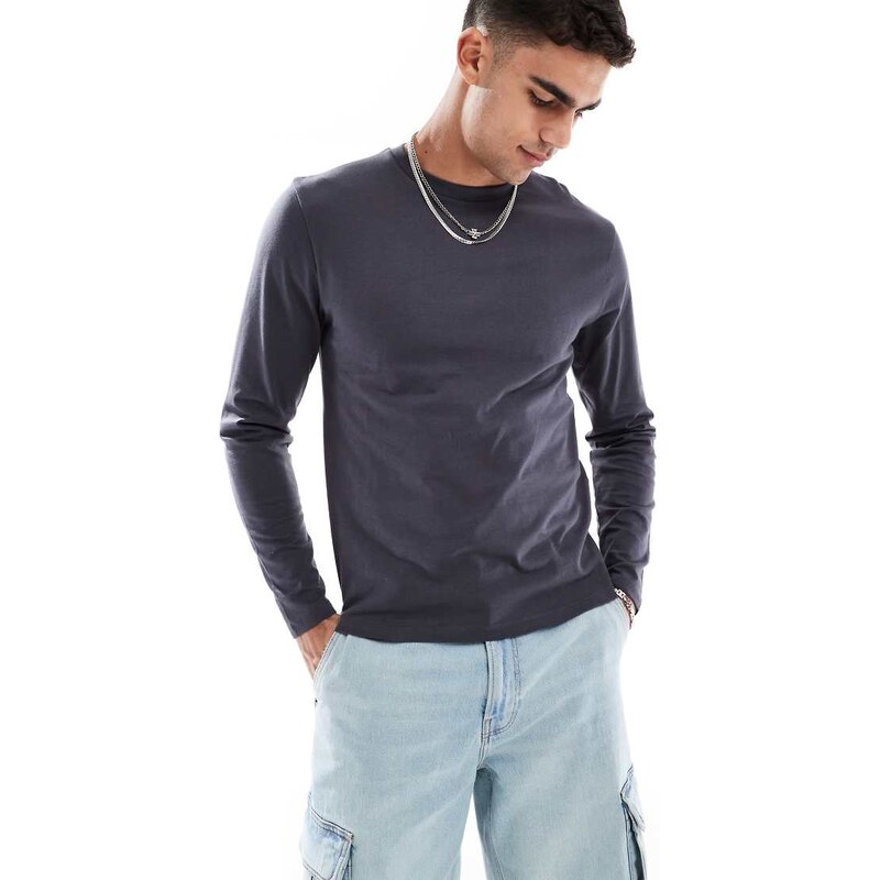 ASOS DESIGN Essentials crew neck long sleeve t-shirt in charcoal