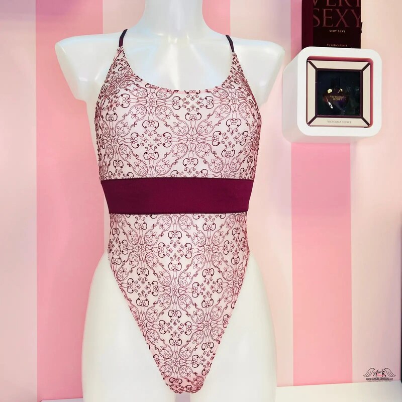 Victoria’s Secret Body s Ornamenty a Síťkou