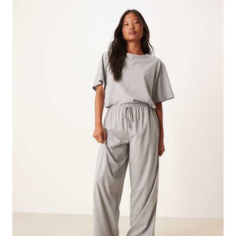 ASOS Petite ASOS DESIGN Petite mix & match cotton pyjama trouser in 108082457