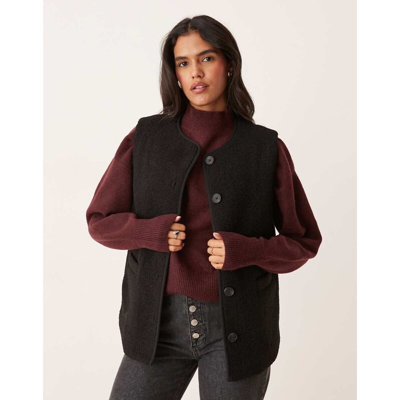 Nobodys Child button up borg gilet in black