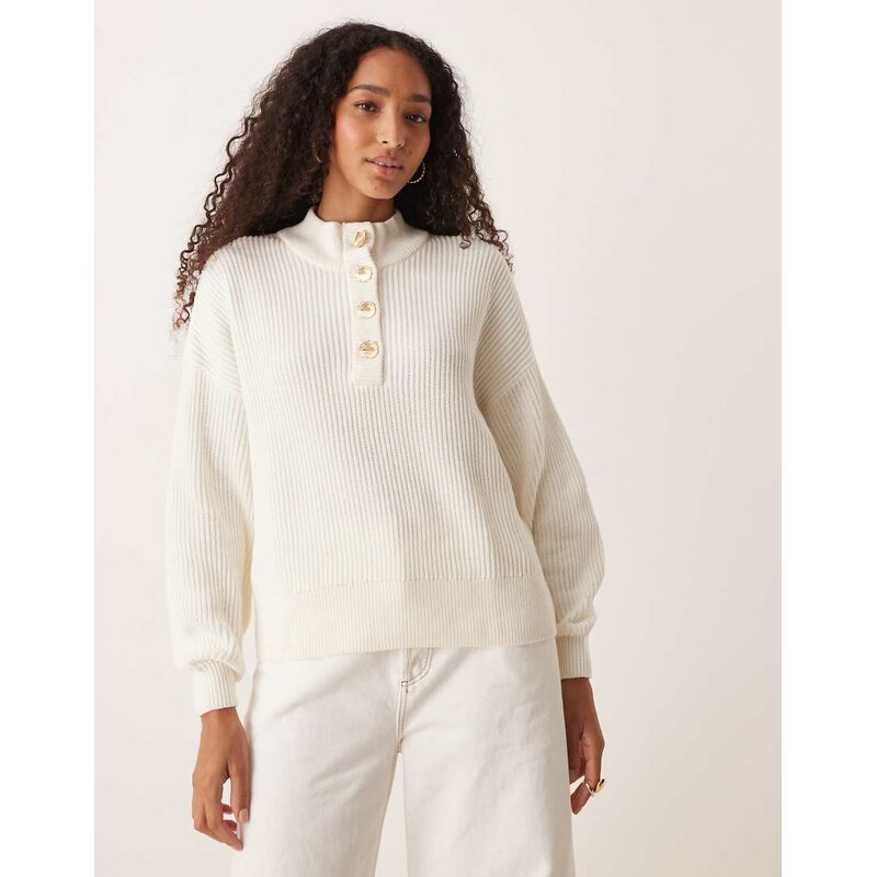 Vila premium ribbed knit jumper with hammered gold buttons in cream 108091367