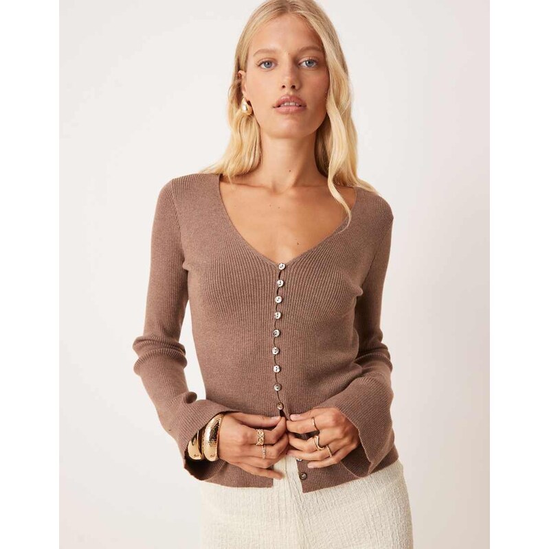 Pretty Lavish fitted knit cardigan in brown 108098778