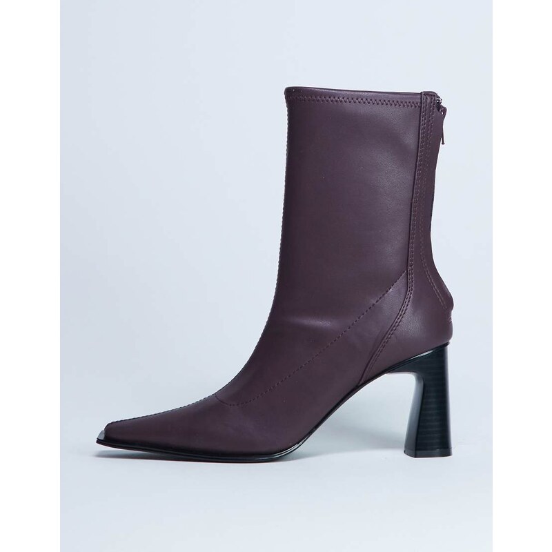 Topshop Nicky chisel toe ankle boot in burgundy-Red