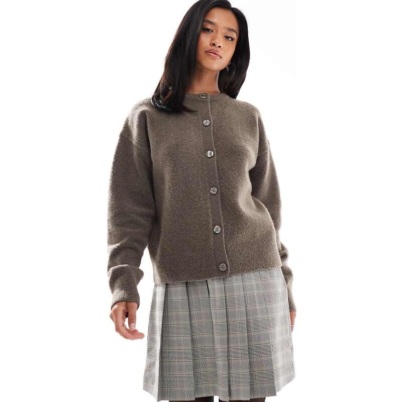 New Look Petite box pleat mini skirt in brown check